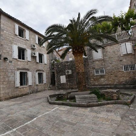 Hostel Michel Budva Eksteriør billede