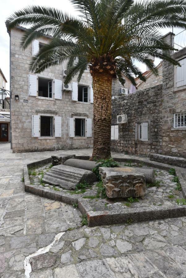 Hostel Michel Budva Eksteriør billede