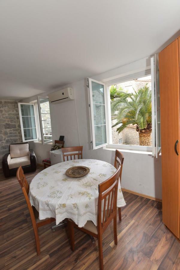 Hostel Michel Budva Eksteriør billede