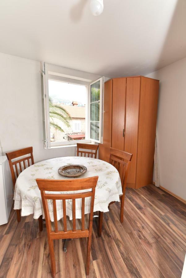 Hostel Michel Budva Eksteriør billede