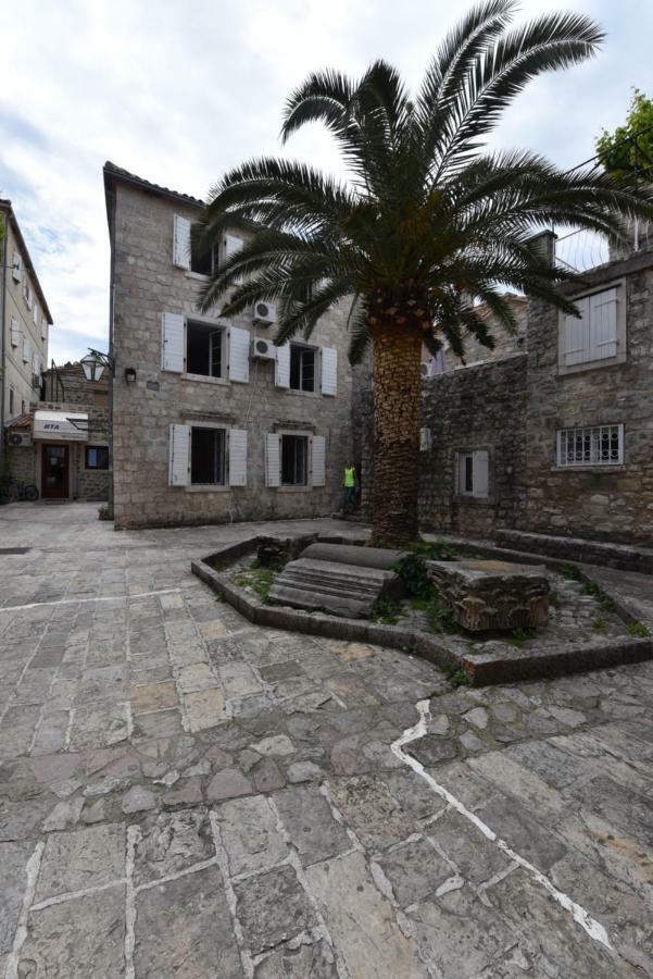 Hostel Michel Budva Eksteriør billede