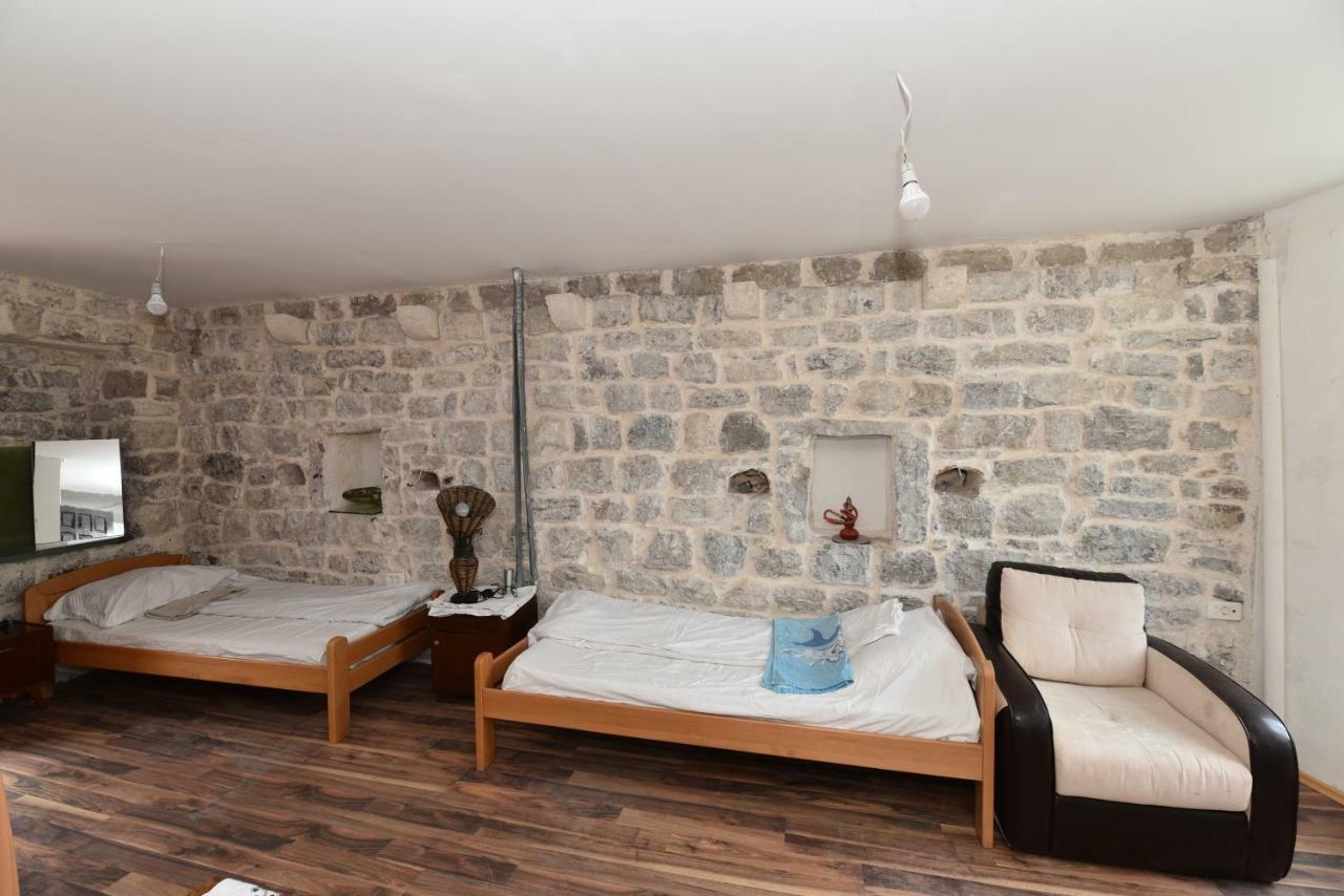 Hostel Michel Budva Eksteriør billede