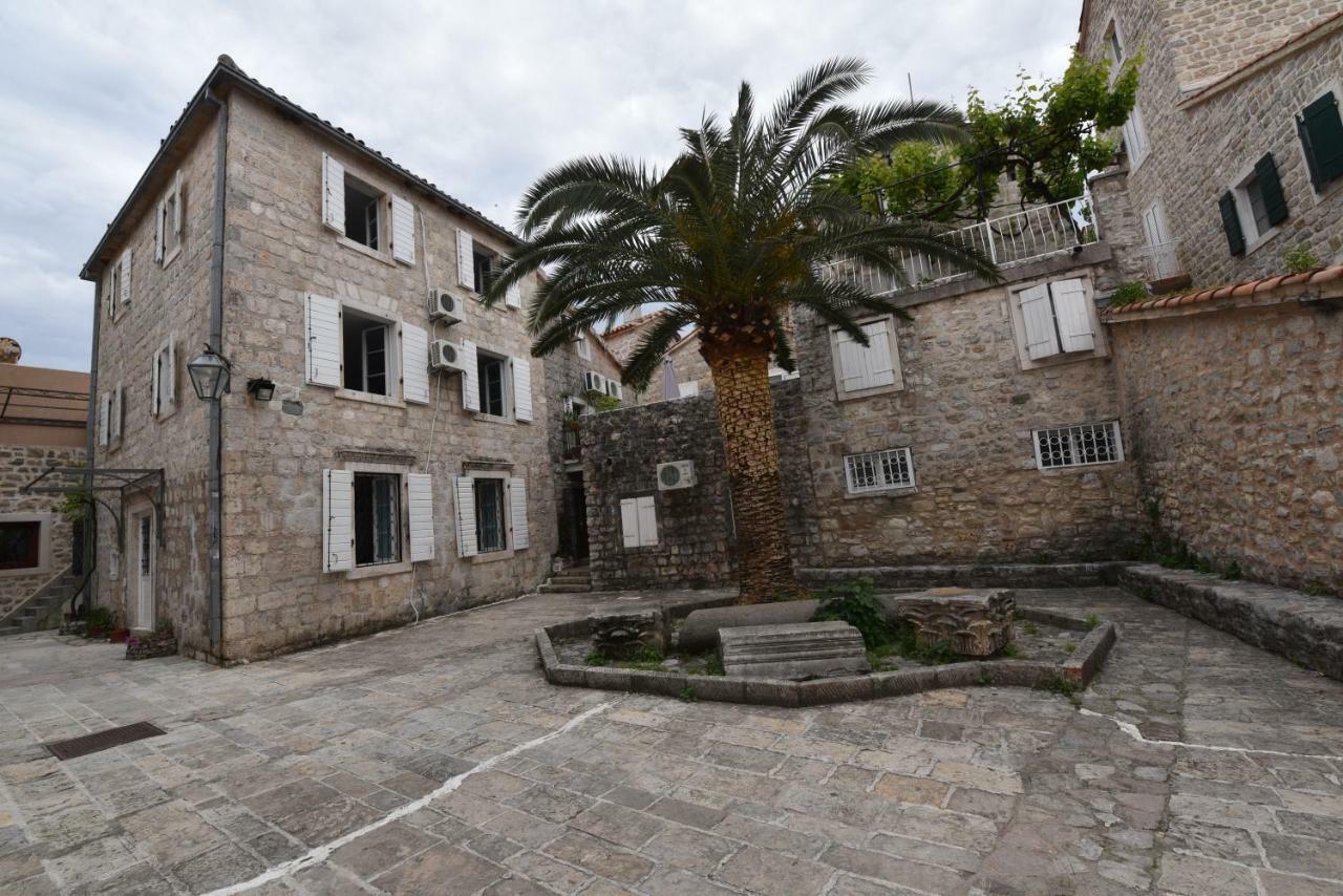 Hostel Michel Budva Eksteriør billede
