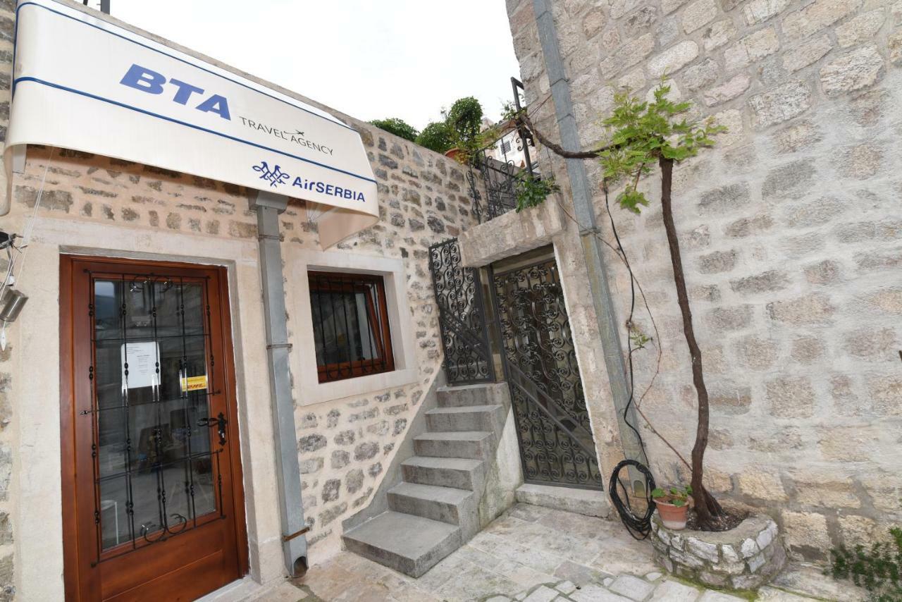 Hostel Michel Budva Eksteriør billede