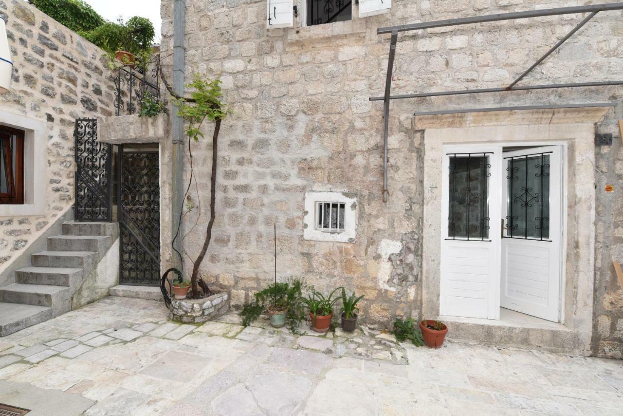 Hostel Michel Budva Eksteriør billede