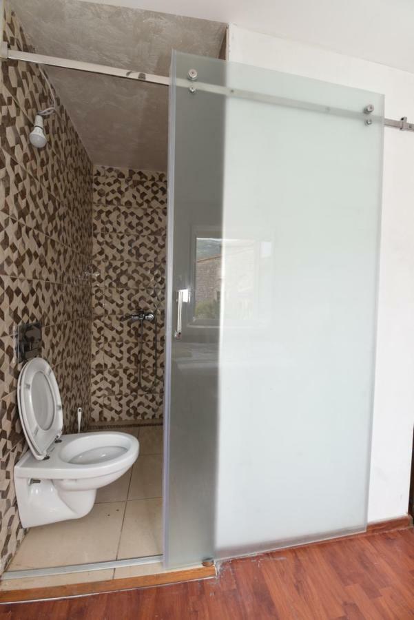 Hostel Michel Budva Eksteriør billede