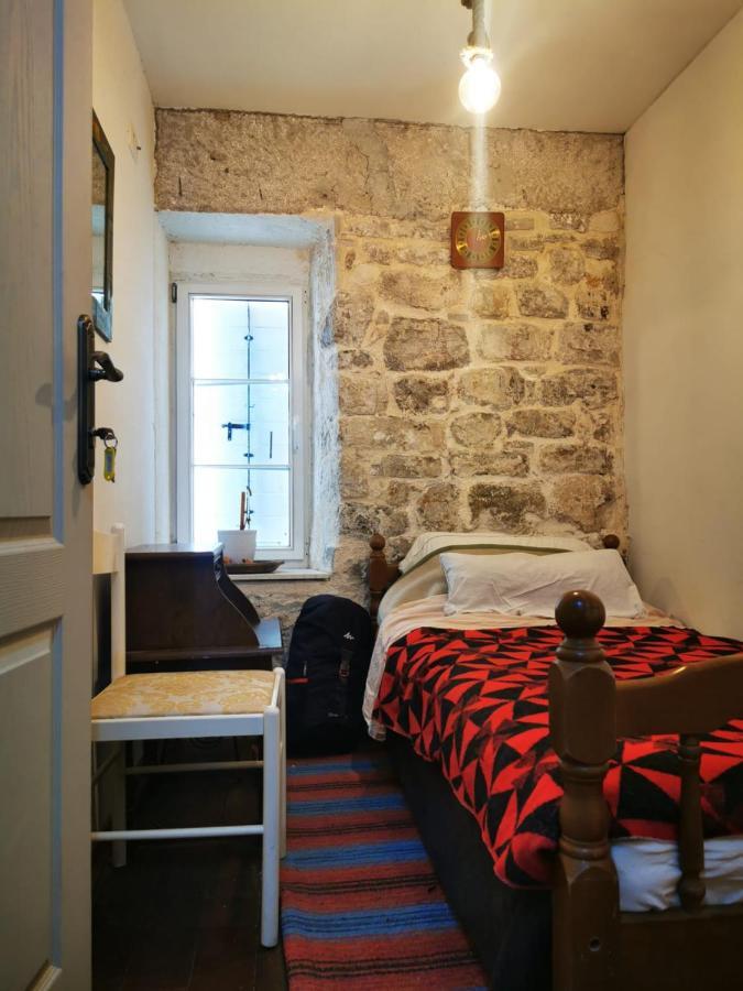 Hostel Michel Budva Eksteriør billede